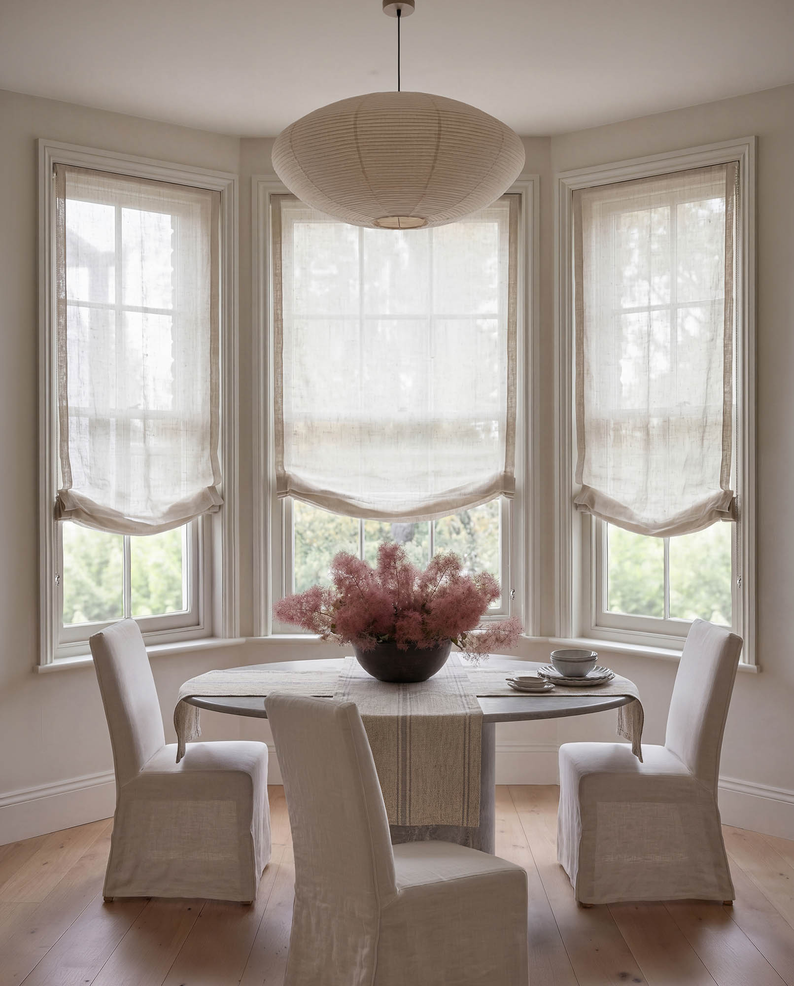 Sheer Linen Blinds Relaxed Style for Bay window. Hero Image