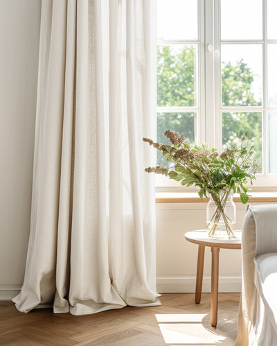 Linen curtain made of Astrid White fabric, 100% linen