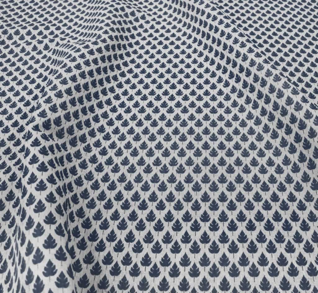 Kira-INV Deep Blue- Curtain fabric with Dark Blue botanical print