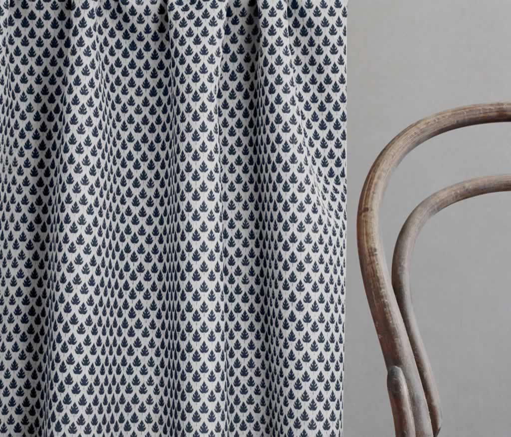 Kira-INV Deep Blue- Curtain fabric with Dark Blue botanical print