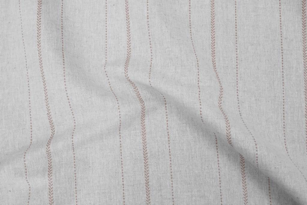 Inari Dusty Pink - Curtain fabric with Pink striped print
