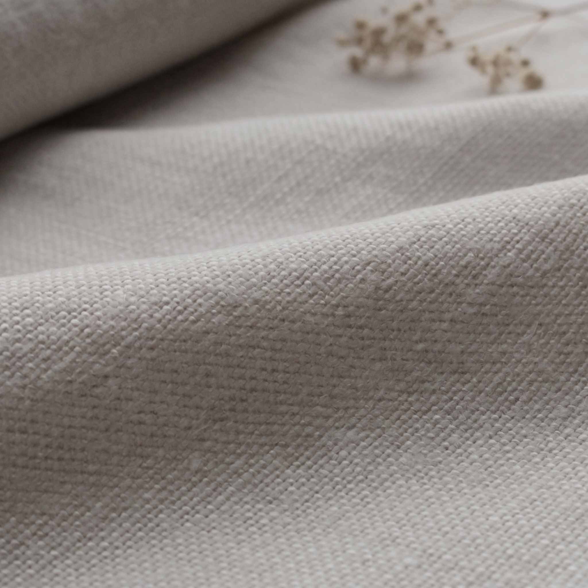 Grey Heavy Linen - curtain fabric and upholstery fabric 100% linen. Greta Winter Fog.