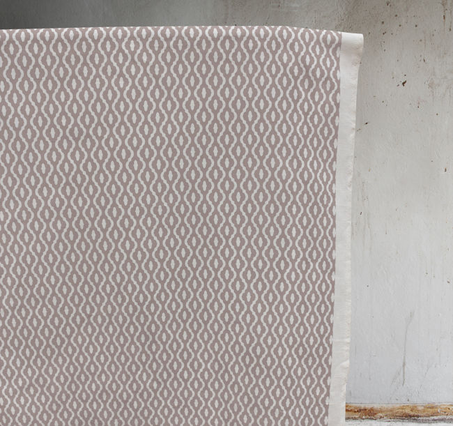 Oona New Blush - White linen fabric, faded Pink abstract print