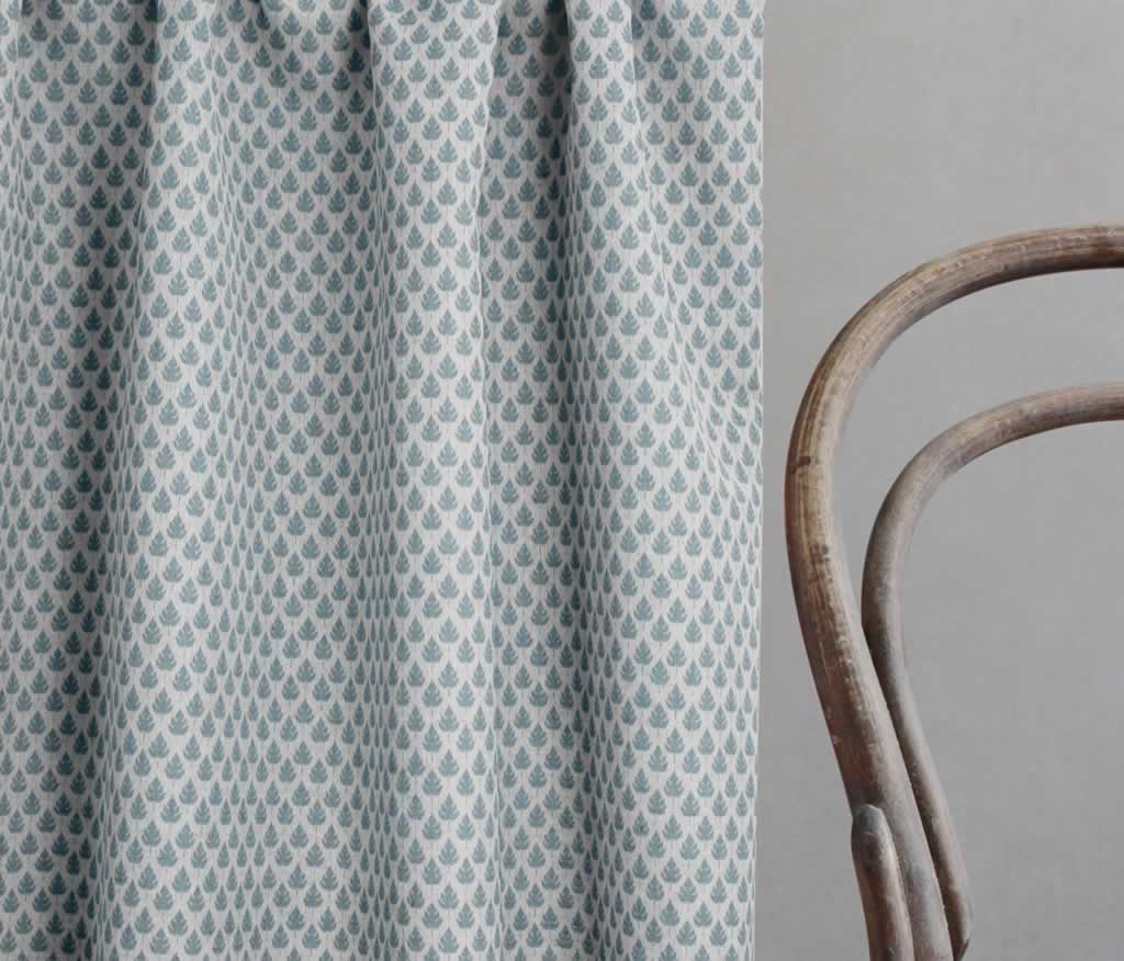 Kira-INV True Blue- Curtain fabric with Light Blue botanical print
