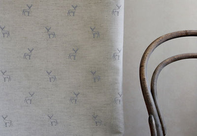 Deer Ash - Curtain fabric with grey pattern of deers