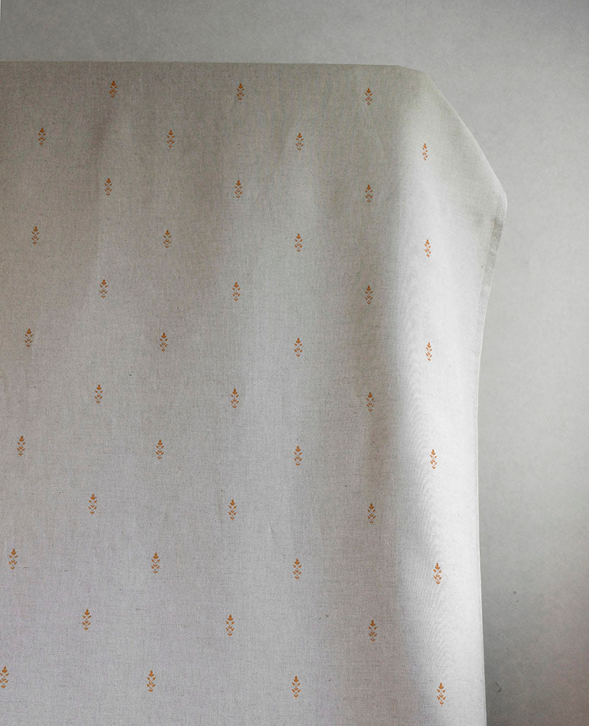 Asli Gold Ochra - Natural fabric with classical Yellow Orange pattern