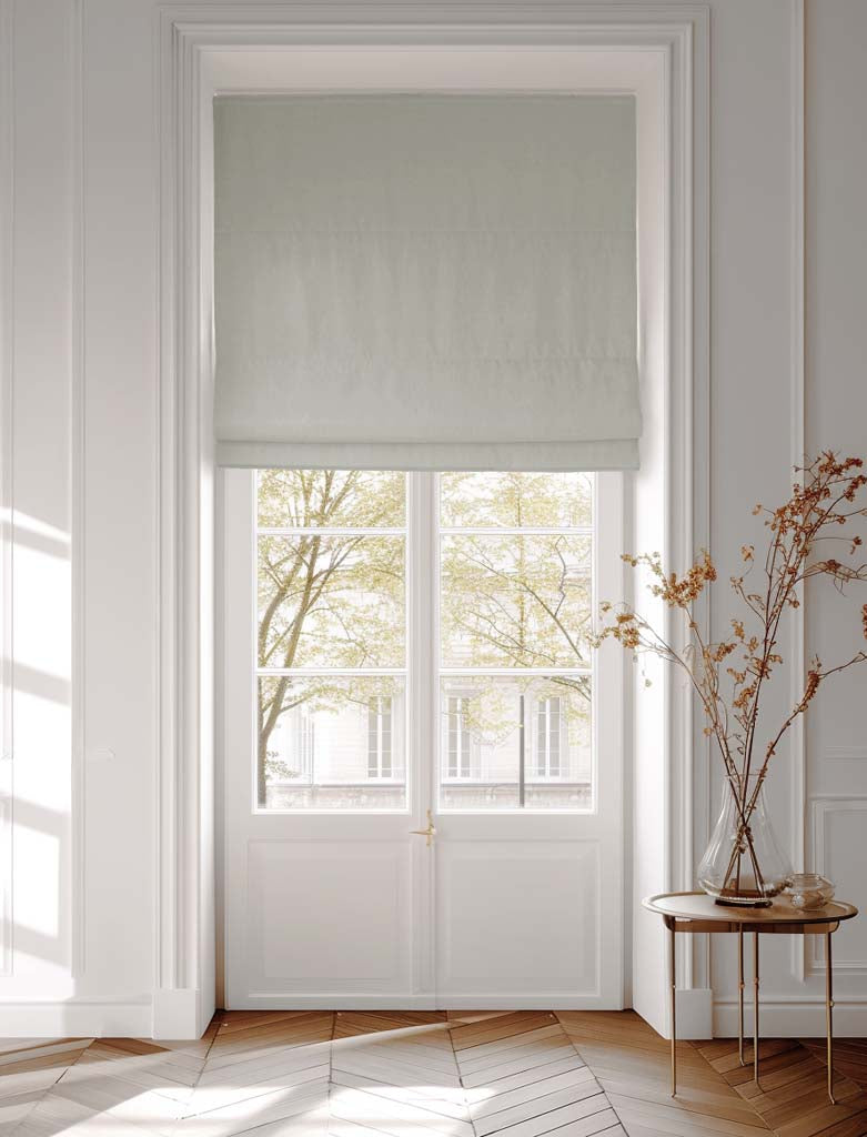 Grey roman blind made of Amara Dove Mist 100% Cotton fabric