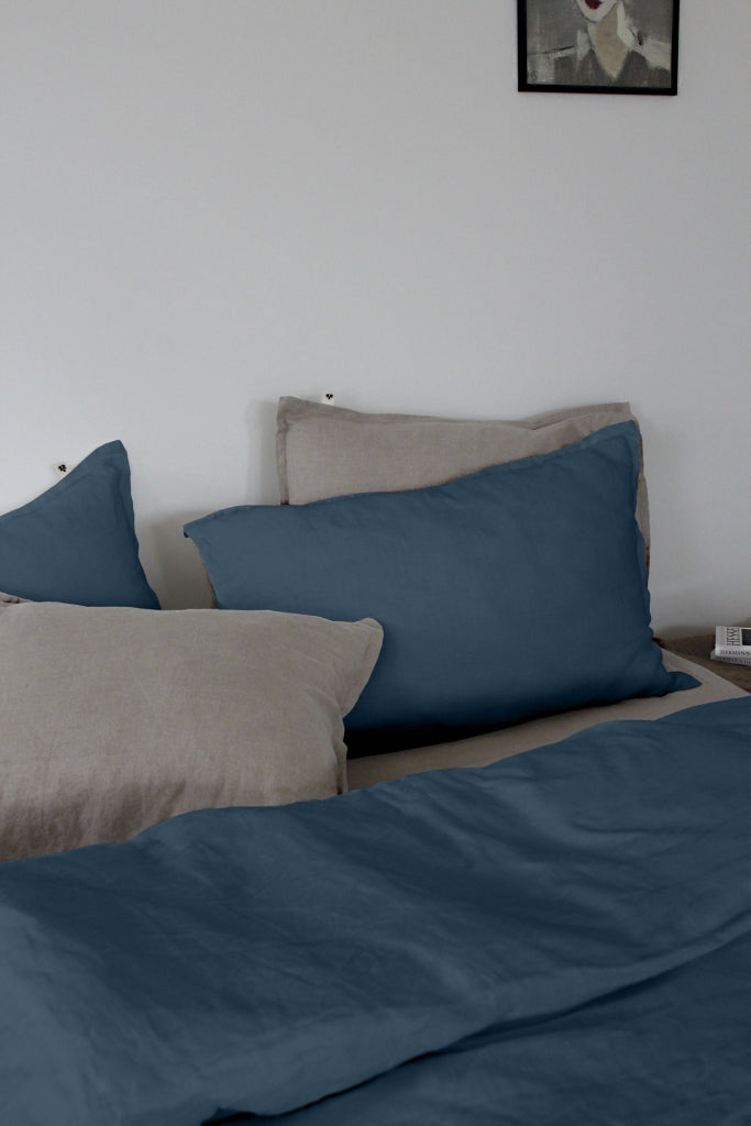 Blue Linen Duvet Cover and Pillow Cases , Linen Bedding Legion Blue Close Up