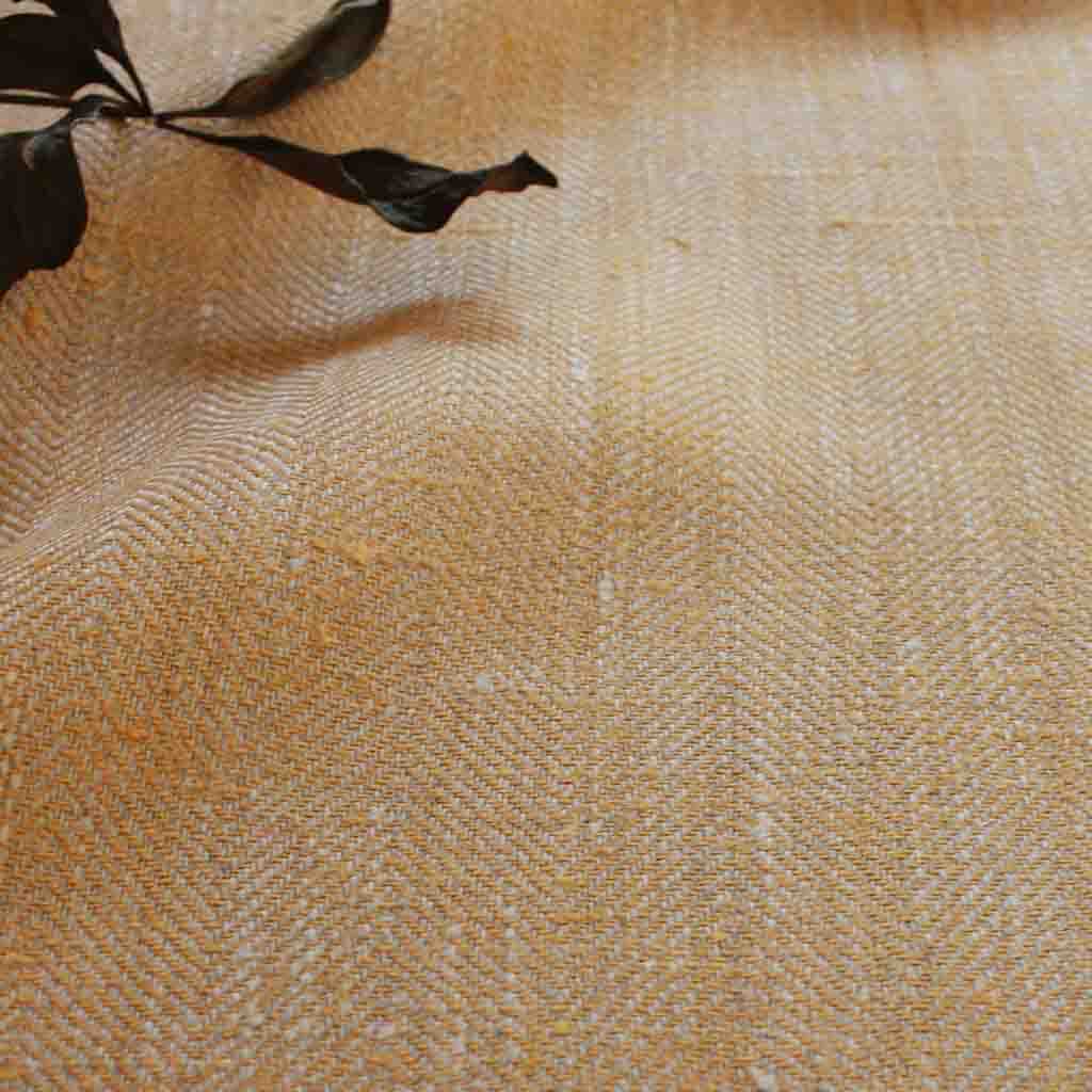 Meja Tangerine