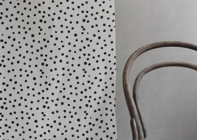 Dottie Noir-WHT - Dotted fabric with Black spots, 100% Linen