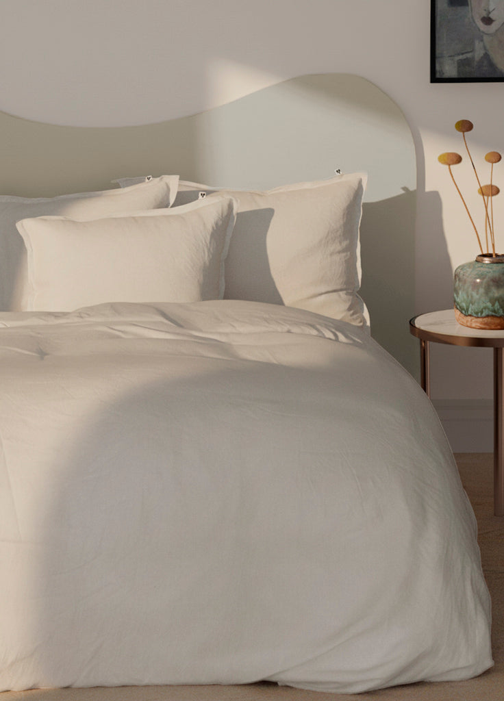 Natural Linen Bedding - Oatmeal Colour 100 % pure linen.