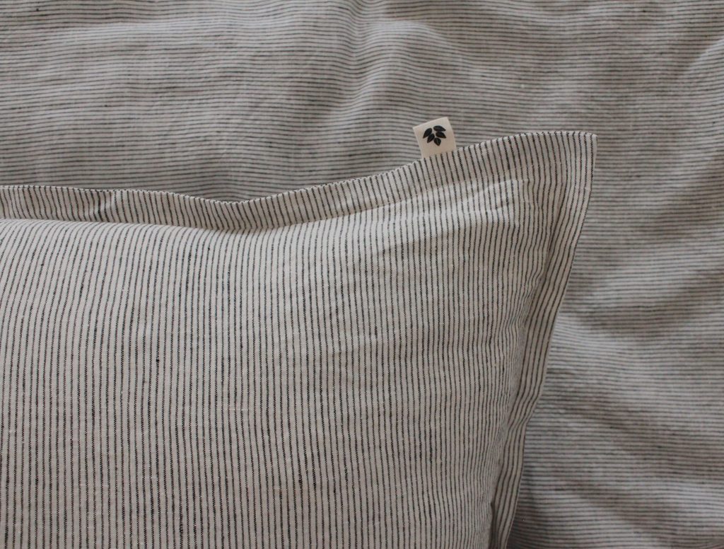 Linen Pillowcase 50x75 cm, Pinstripe