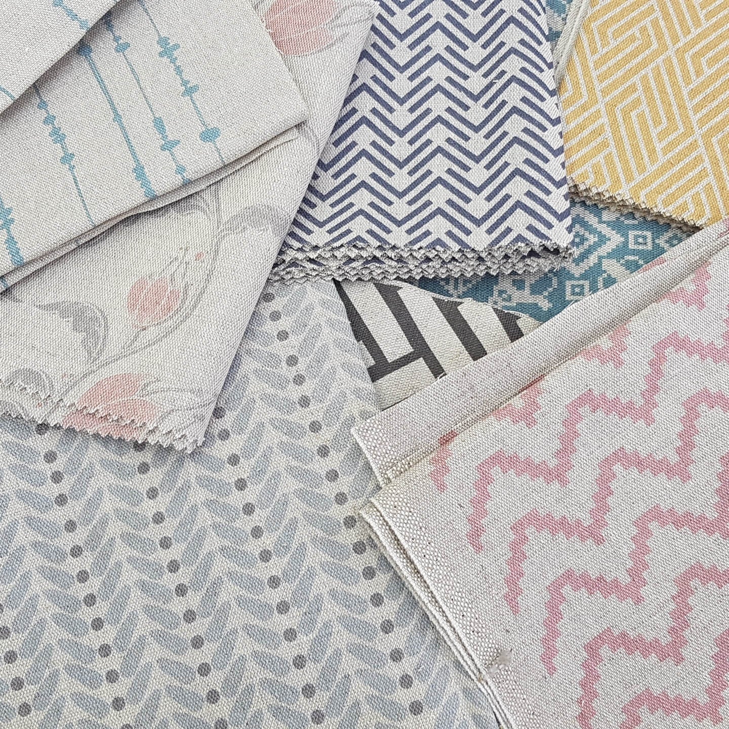 Patterned fabric remnants - Photo for illustrative purposes only