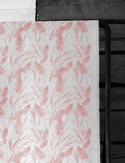 Fernia Sweetpea - Fabric for curtains with Pink pattern