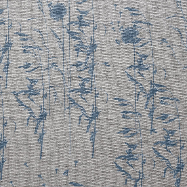 Breeze True Blue - Curtain fabric with Blue botanical pattern