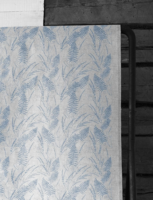 Fernia True Blue - Fabric for curtains with Blue pattern