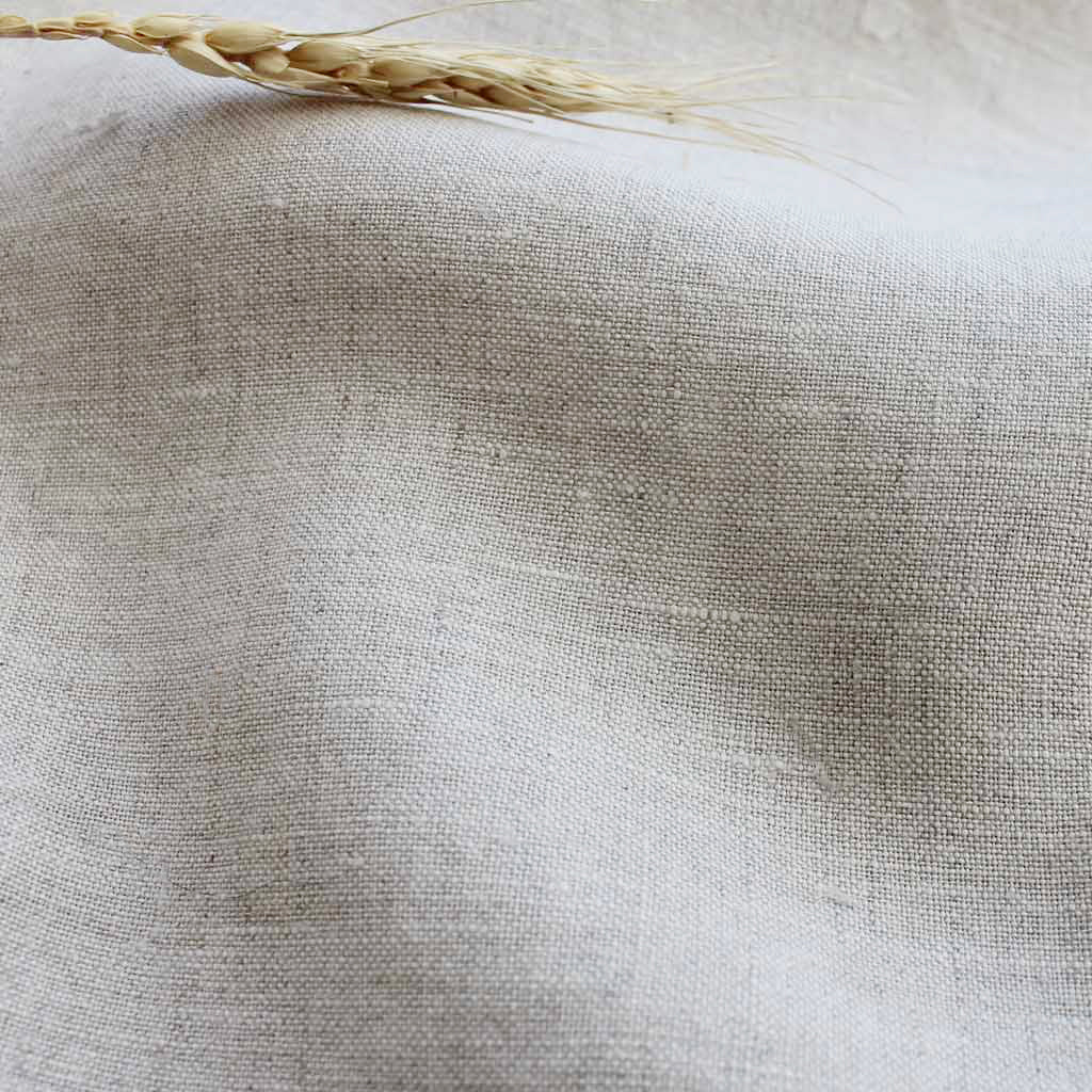 Vilma Oatmeal 300cm - Light Natural wide linen fabric - close-up detail shot