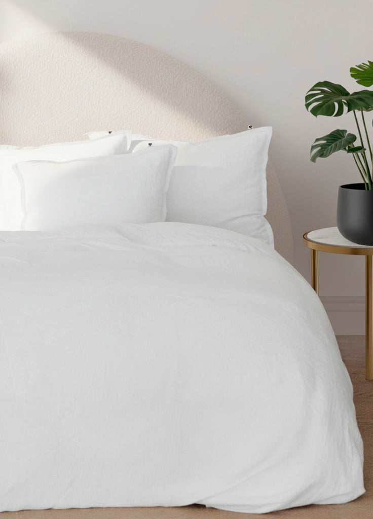 Pure White Linen Duvet Cover Set. 100% Pure White Linen Bedding and linen sheets.